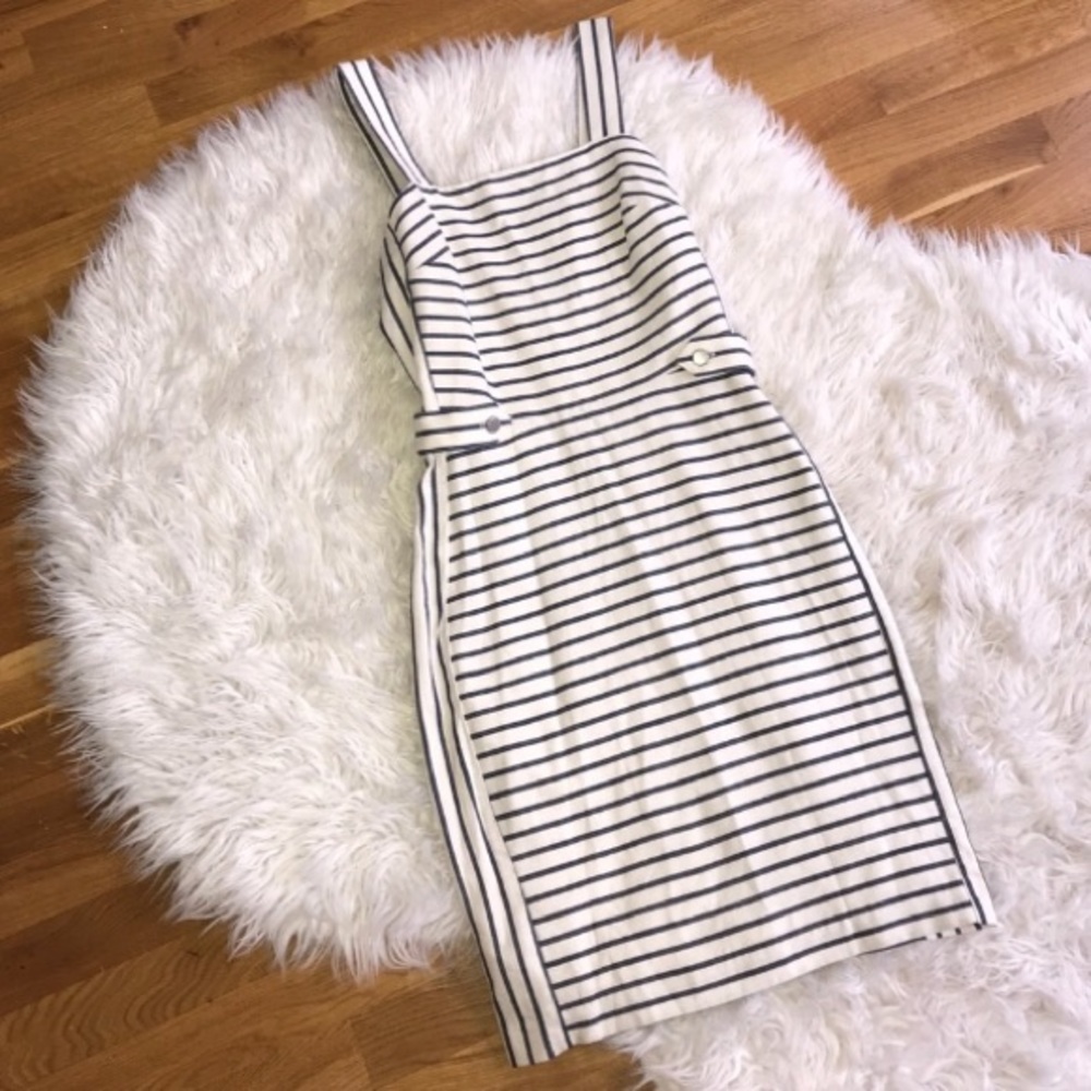 Banana Republic Striped linen dress
